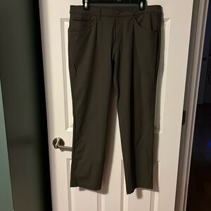 Lululemon ABC pant Gray size 34x30.